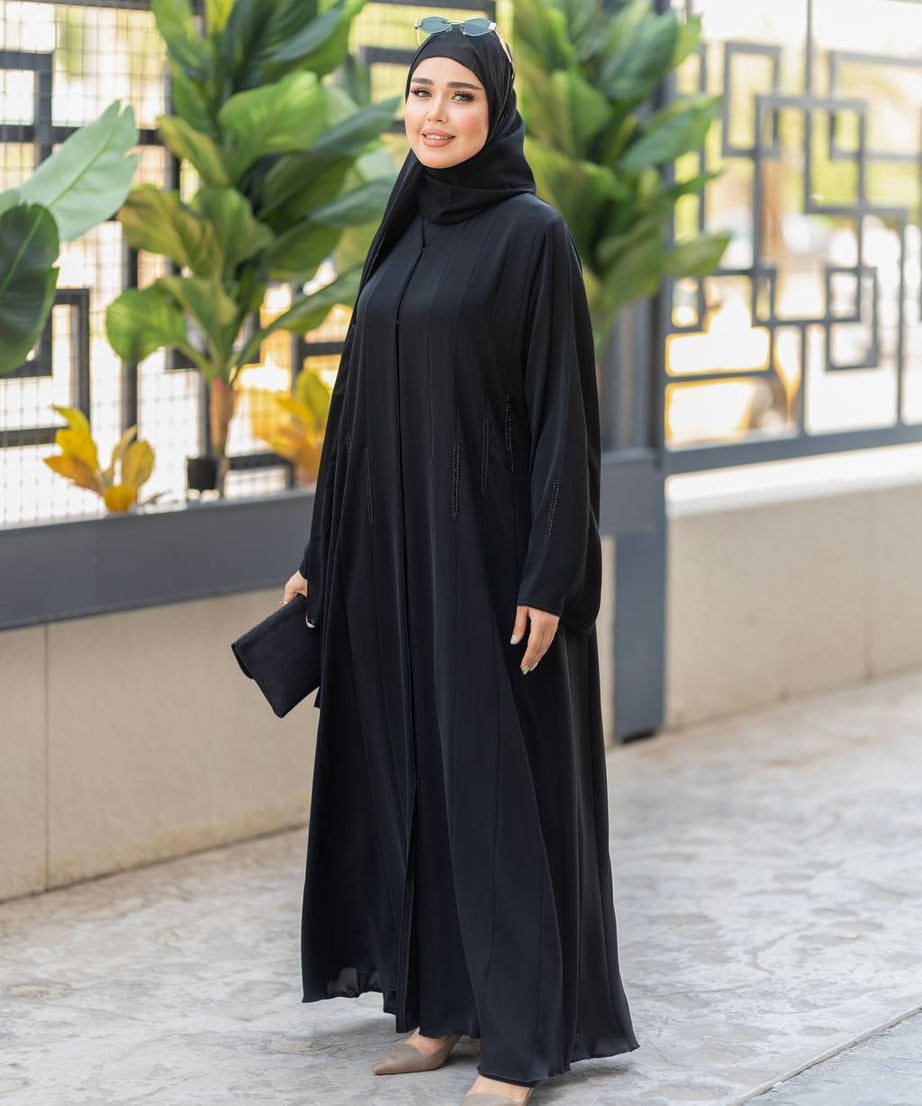 عباية اسود سادة مع الشيلا