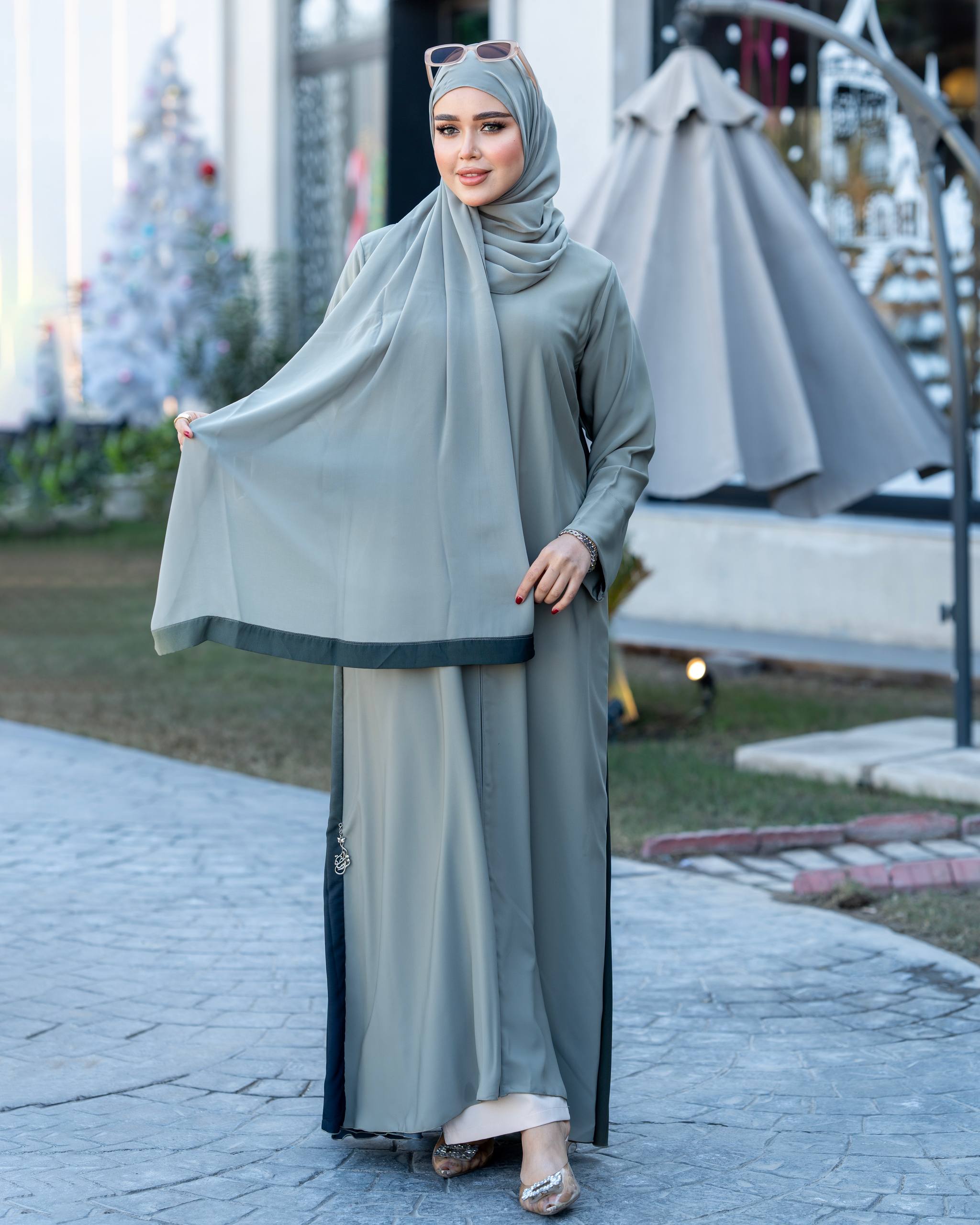 Abaya with Shila